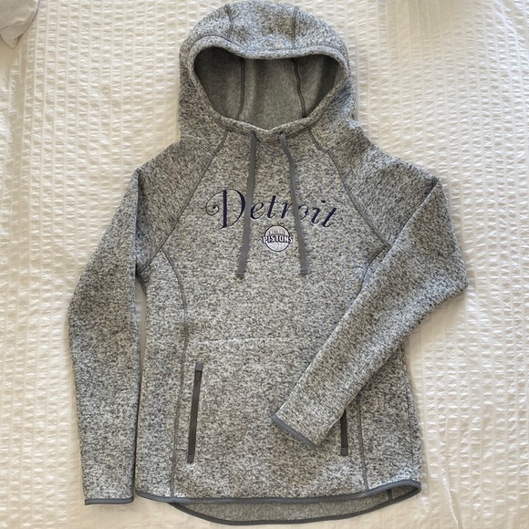 Detroit Pistons Scoop Hoodie - Picture 1 of 5